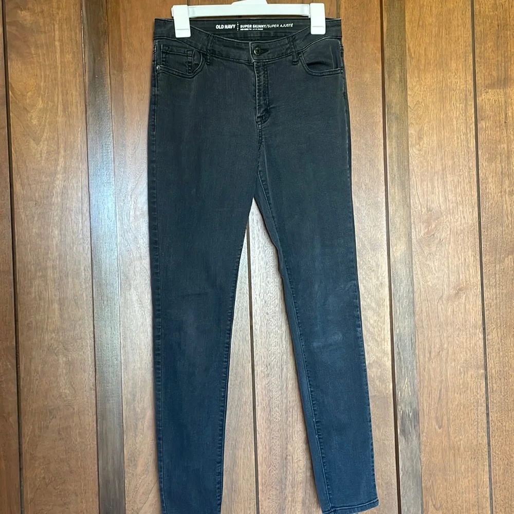 Old Navy Super Skinny Mid Rise Black Jean